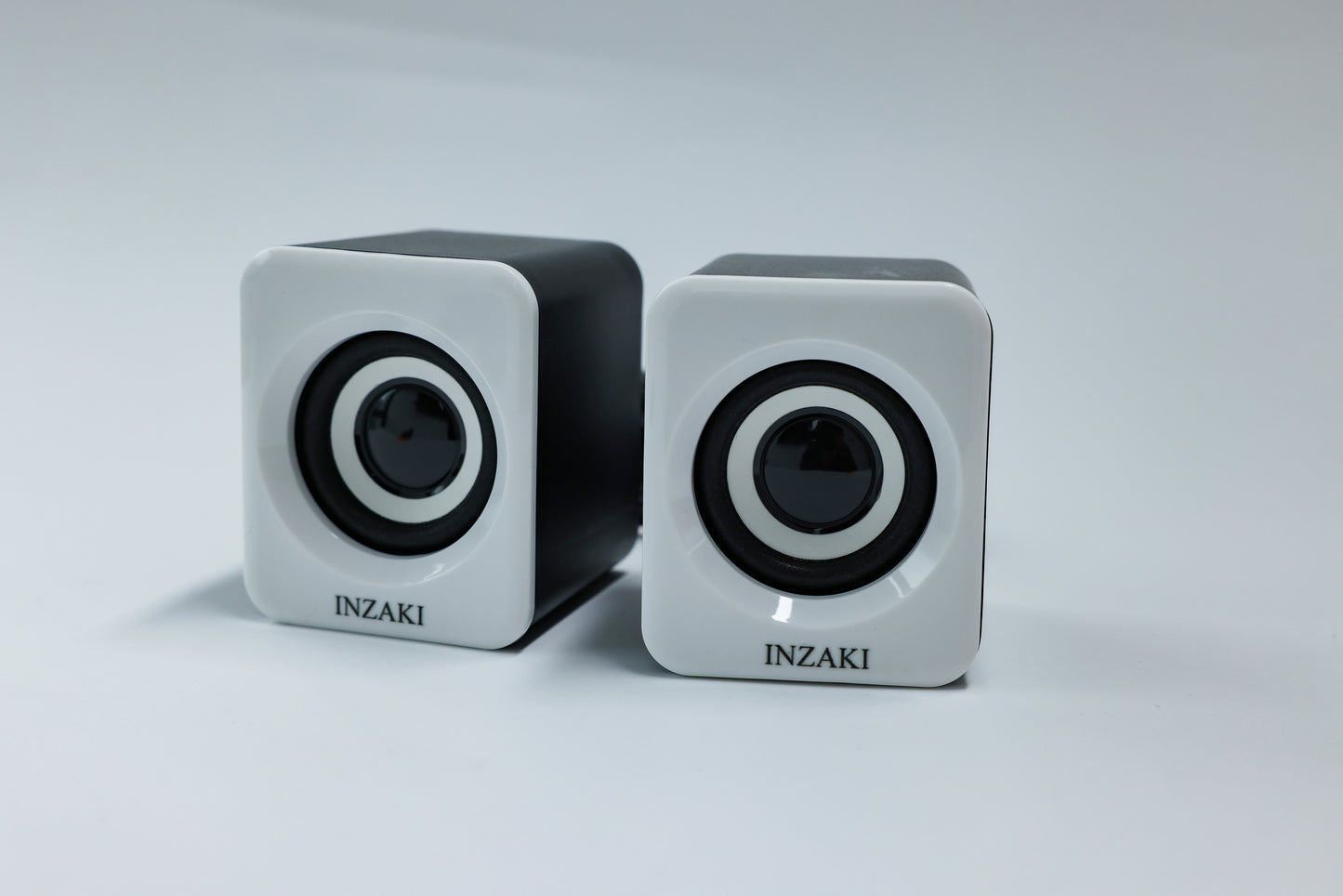 INZAKI Mini USB Computer Speakers with Enhanced Bass - Compact Soundbar for Desktop, Laptop & PC Setup
